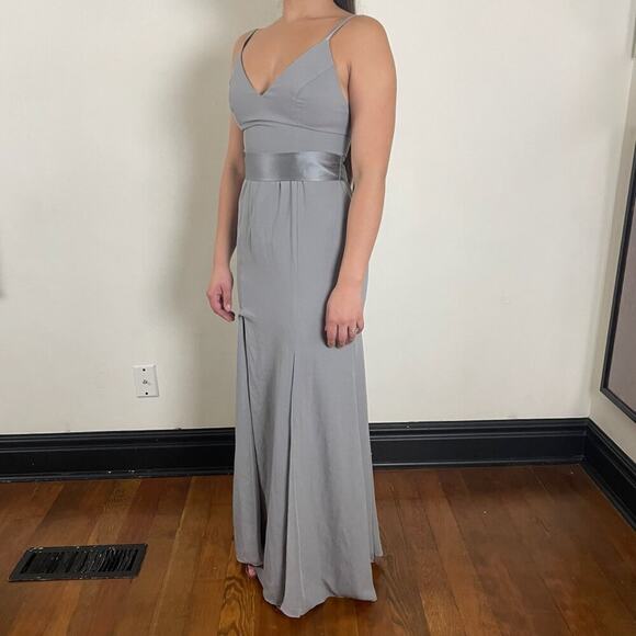 Vera Wang Formal Dress - Picture 2 of 5